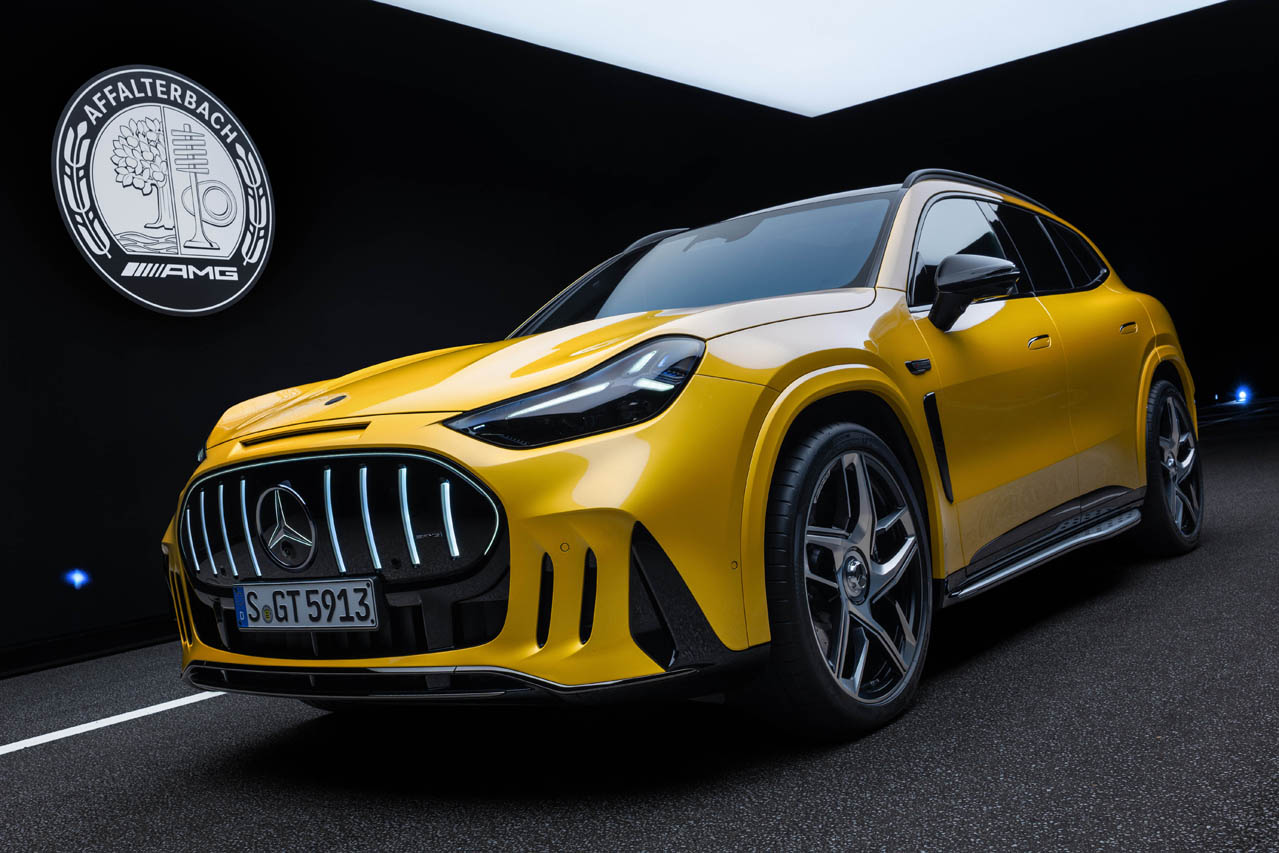 【世界初公開・画像68枚】新型「メルセデスAMG GT SUV」が登場。最高出力1169psを誇り“V8の鼓動”を宿す電動スーパーSUVの真価とは《LE VOLANT LAB》