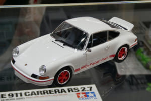 【第64回全日本模型ホビーショー】タミヤ驚きの会場発表！1/24スナップ式プラモ新作に「ポルシェ911（ナナサン・カレラ）」